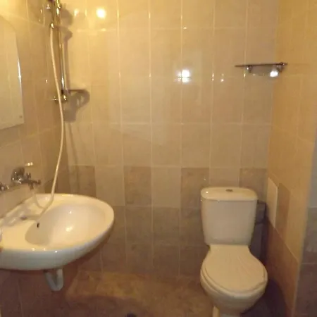 Къща за гости стенли 2*